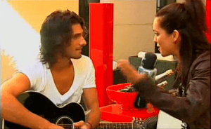 Melania Guijarro entrevista a Hugo Salazar en Televisión